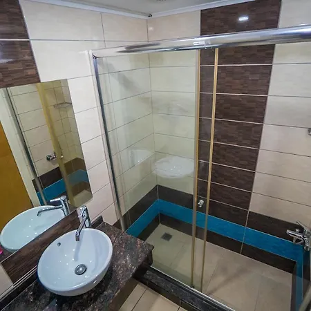 Cleopatra Tac & Apart 3*