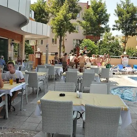 Cleopatra Tac & Apart Apart Otel 3*