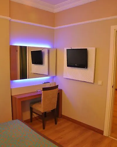 Cleopatra Tac & Apart Lejlighedshotel 3*