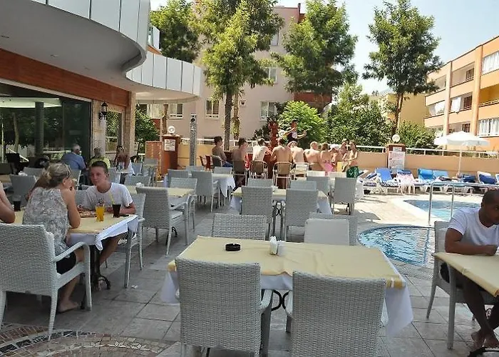 Cleopatra Tac & Apart Lejlighedshotel 3*